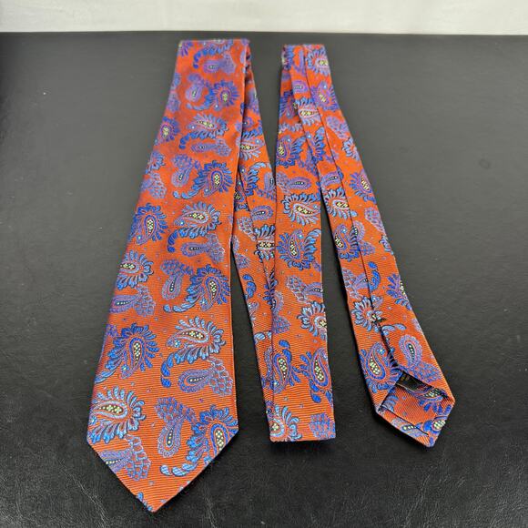 Jos. A. Bank Reserve Collection NEW Made in Italy 100% Silk Neck Tie - Picture 2 of 4
